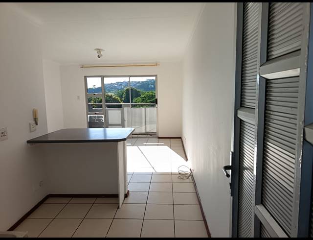 0.5 BEDROOM FLAT RENTED IN WATERVAL PARK
